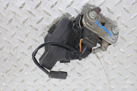 99-05 Porsche 911 996 Engine Lid Trunk Latch Lock Actuator (99651226500)