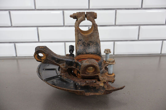 99 - 05 VW Volkswagen Beetle Jetta 1.8T Front Left LH Spindle Knuckle (79K Miles)
