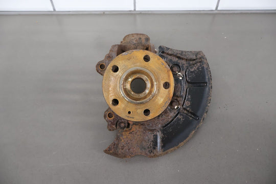 99 - 05 VW Volkswagen Beetle Jetta 1.8T Front Left LH Spindle Knuckle (79K Miles)