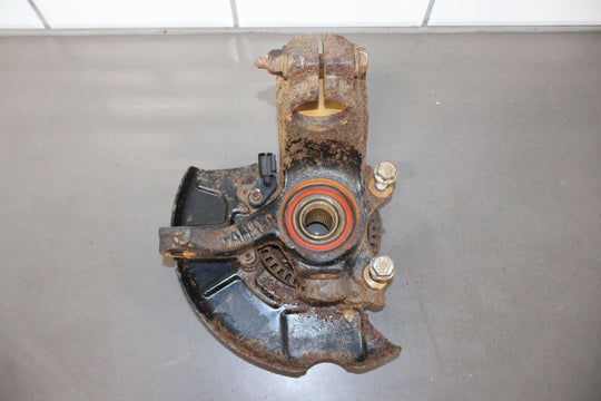99 - 05 VW Volkswagen Beetle Jetta 1.8T Front Left LH Spindle Knuckle (79K Miles)