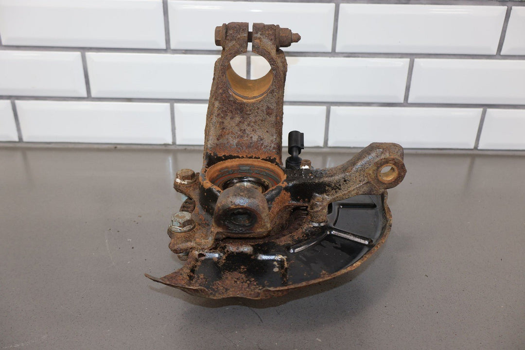 99 - 05 VW Volkswagen Beetle Jetta 1.8T Front Right RH Spindle Knuckle (79K Miles)