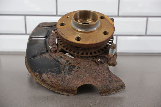 99 - 05 VW Volkswagen Beetle Jetta 1.8T Front Right RH Spindle Knuckle (79K Miles)