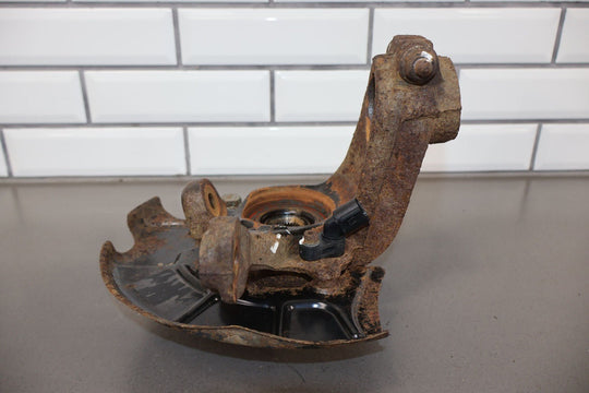 99 - 05 VW Volkswagen Beetle Jetta 1.8T Front Right RH Spindle Knuckle (79K Miles)