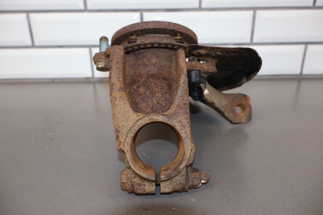 99 - 05 VW Volkswagen Beetle Jetta 1.8T Front Right RH Spindle Knuckle (79K Miles)
