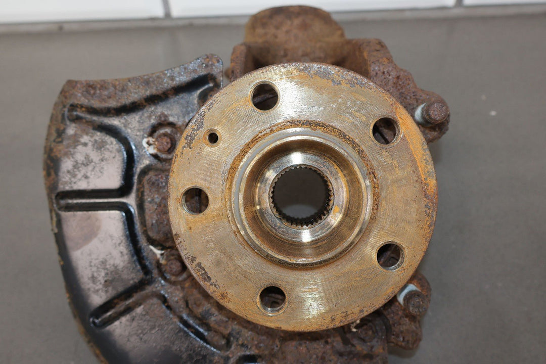 99 - 05 VW Volkswagen Beetle Jetta 1.8T Front Right RH Spindle Knuckle (79K Miles)