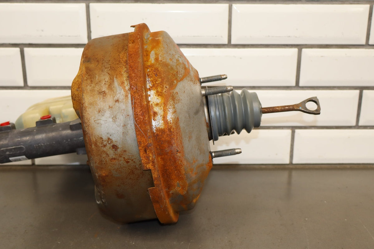99-06 Chevrolet Silverado Power Brake Booster With Master