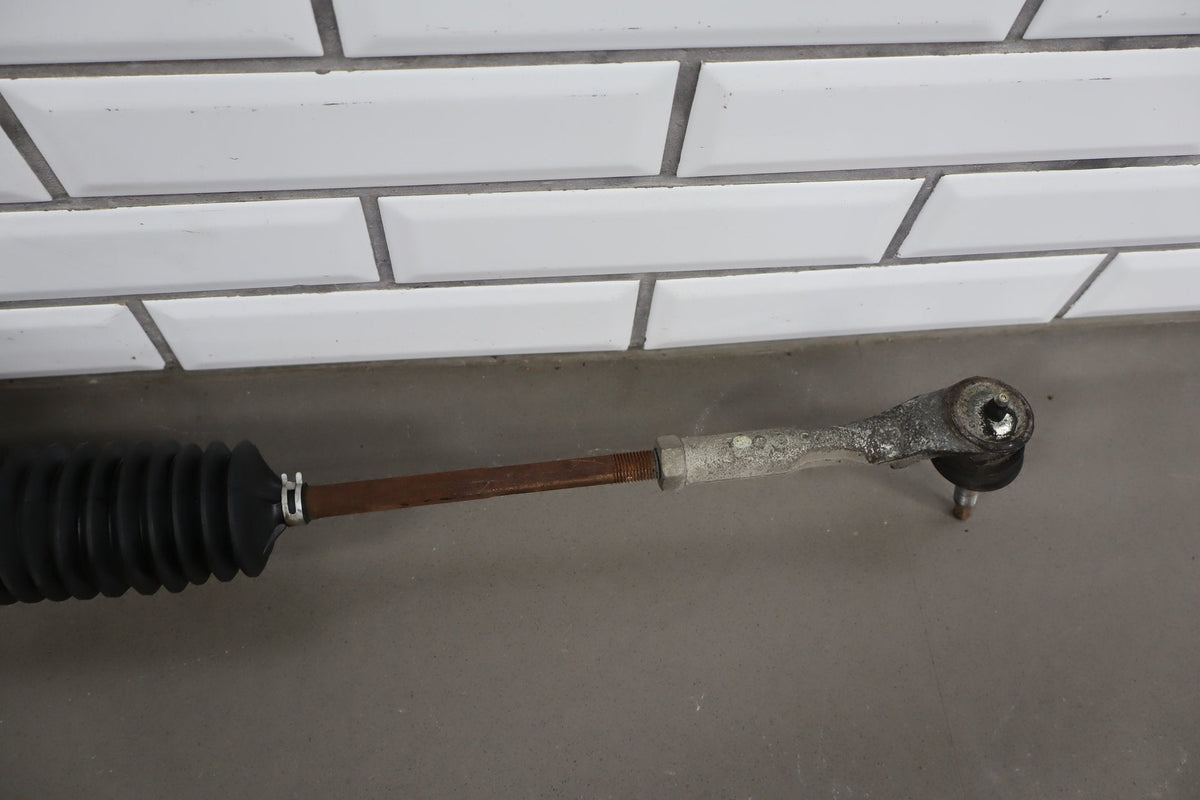 99-06 Chevrolet Silverado Steering Gear With Pitman OEM