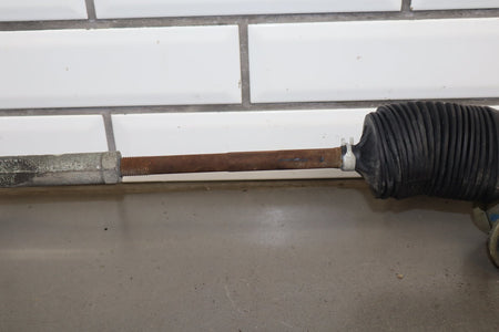 99-06 Chevrolet Silverado Steering Gear With Pitman OEM