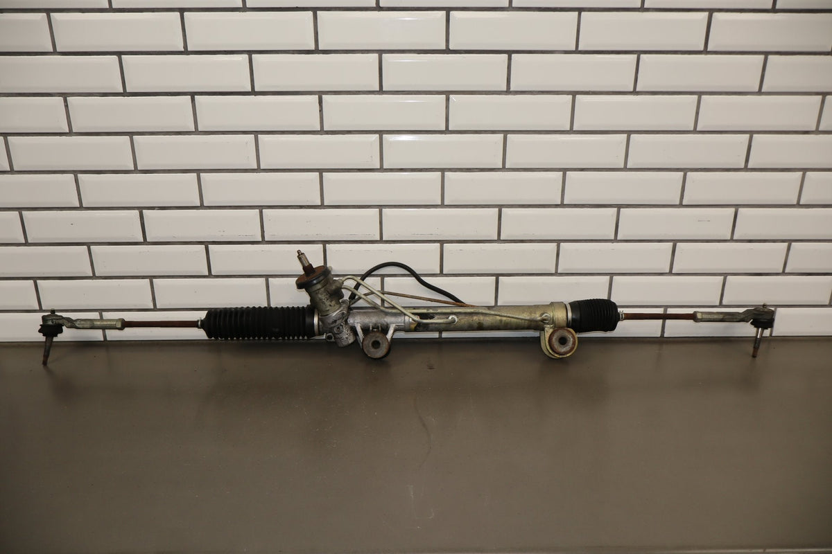 99-06 Chevrolet Silverado Steering Gear With Pitman OEM
