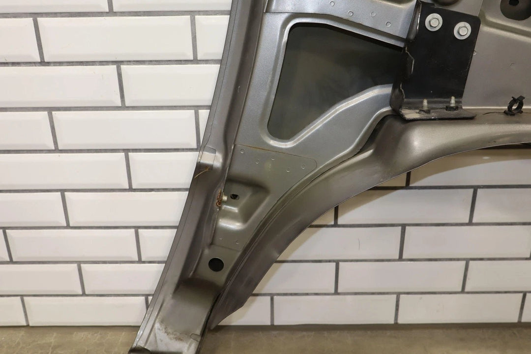 99 - 06 GMC Sierra/Yukon GMT800 Driver Left LH Fender Grey 16U