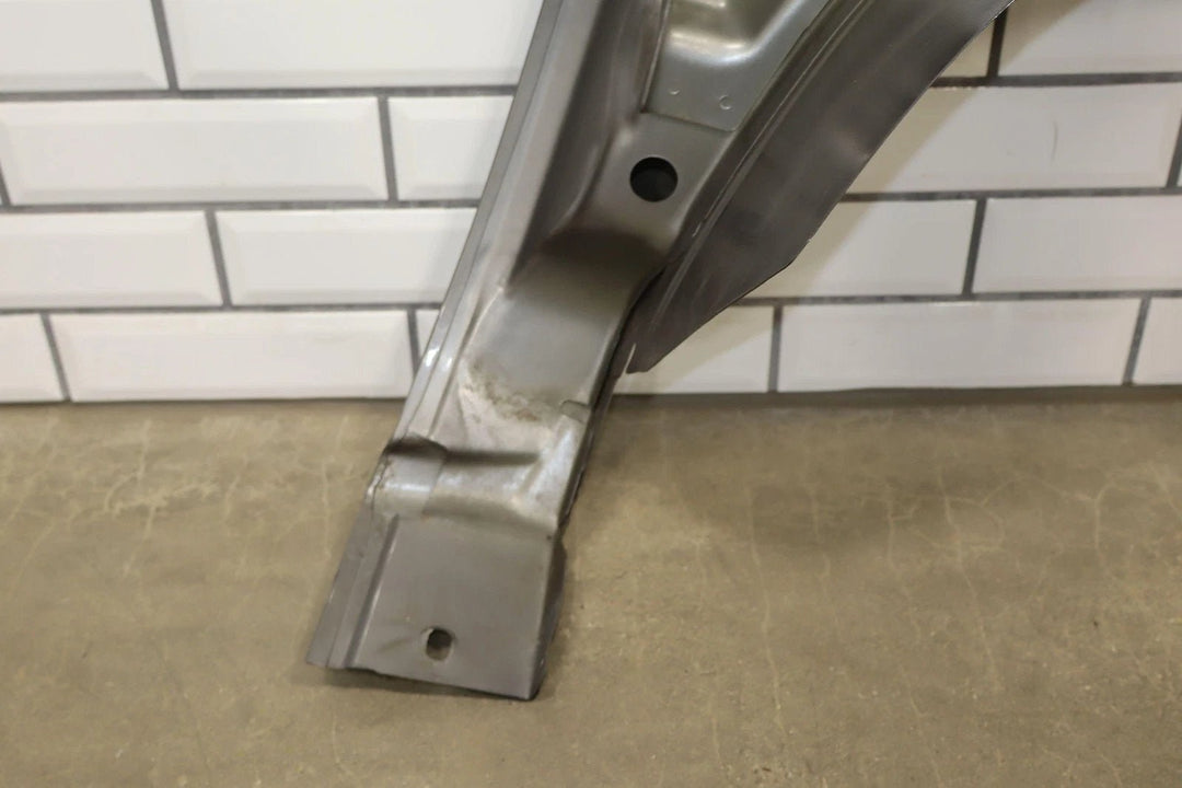 99 - 06 GMC Sierra/Yukon GMT800 Driver Left LH Fender Grey 16U