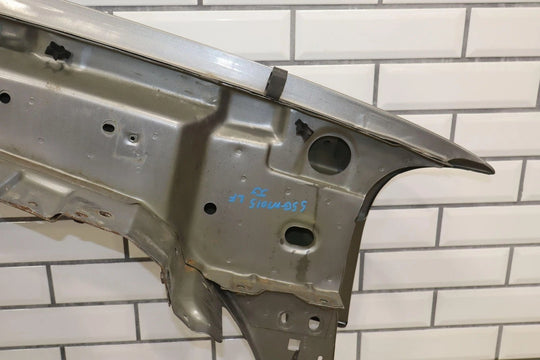 99 - 06 GMC Sierra/Yukon GMT800 Driver Left LH Fender Grey 16U