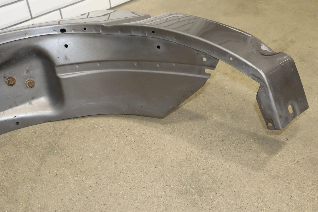 99 - 06 GMC Sierra/Yukon GMT800 Driver Left LH Fender Grey 16U