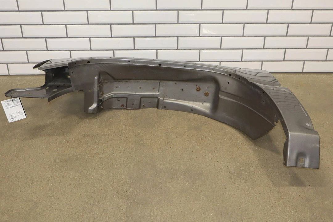99 - 06 GMC Sierra/Yukon GMT800 Driver Left LH Fender Grey 16U