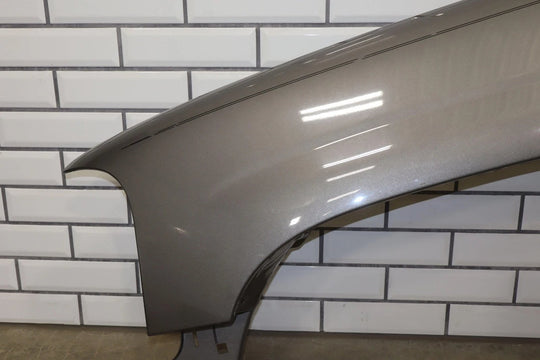 99 - 06 GMC Sierra/Yukon GMT800 Driver Left LH Fender Grey 16U