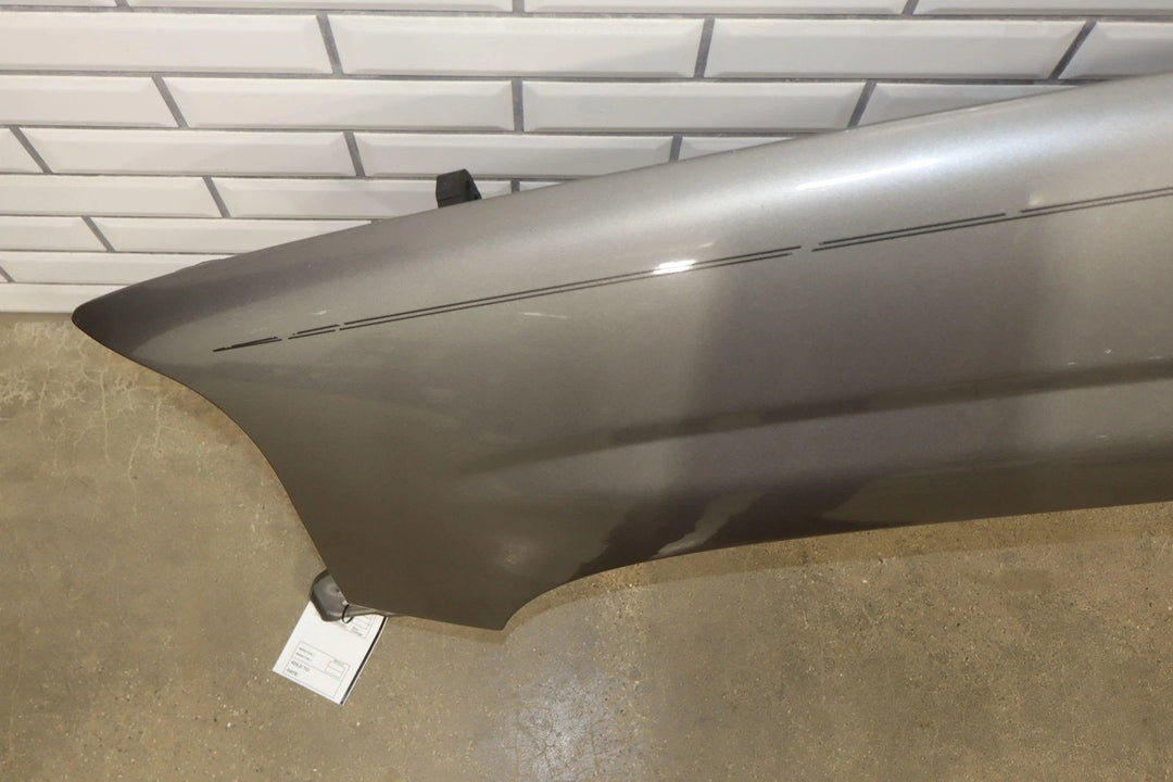 99 - 06 GMC Sierra/Yukon GMT800 Driver Left LH Fender Grey 16U