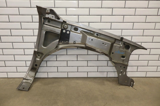 99 - 06 GMC Sierra/Yukon GMT800 Driver Left LH Fender Grey 16U