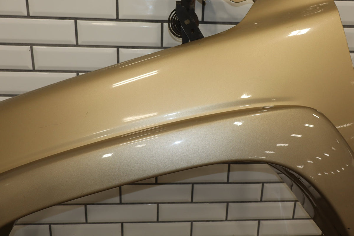 99-06 GMC Sierra/Yukon GMT800 Driver Left LH Fender sand beige metallic 15u