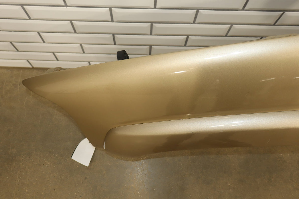 99-06 GMC Sierra/Yukon GMT800 Driver Left LH Fender sand beige metallic 15u
