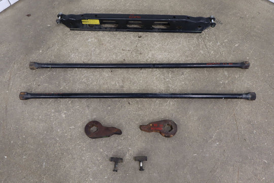 99 - 06 GMC Yukon Denali Tahoe GMT800 4x4/AWD Torsion Bar Kit with Crossmember