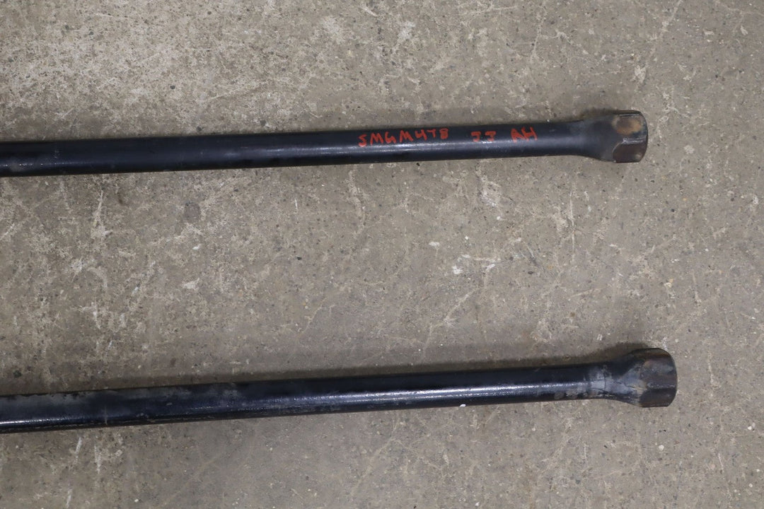 99 - 06 GMC Yukon Denali Tahoe GMT800 4x4/AWD Torsion Bar Kit with Crossmember