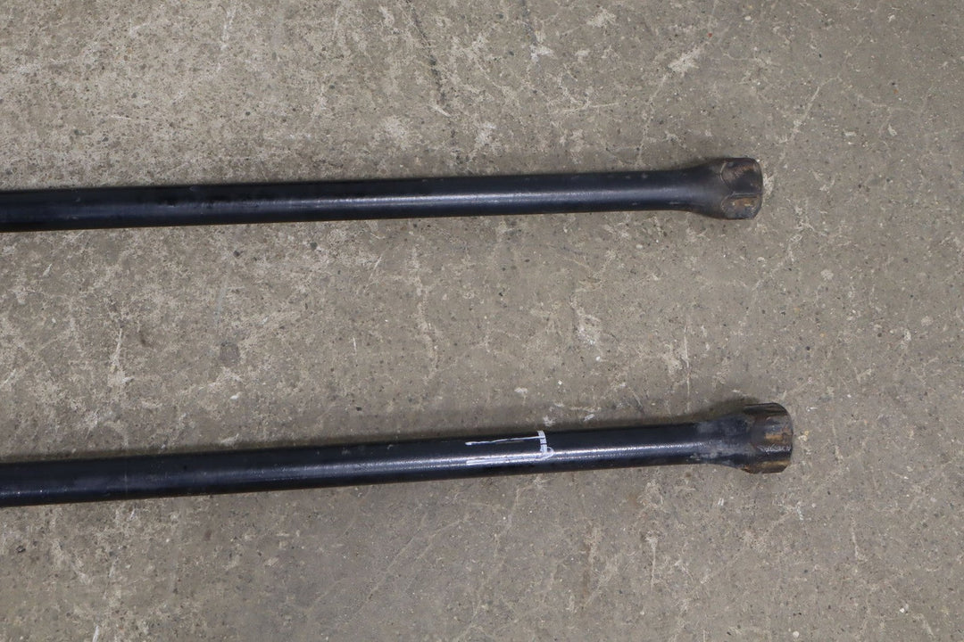 99 - 06 GMC Yukon Denali Tahoe GMT800 4x4/AWD Torsion Bar Kit with Crossmember