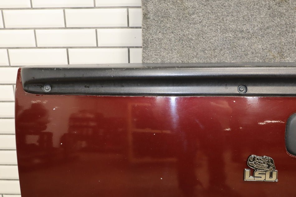 99-07 Chevrolet Silverado Tailgate Dark Carmine Red 51