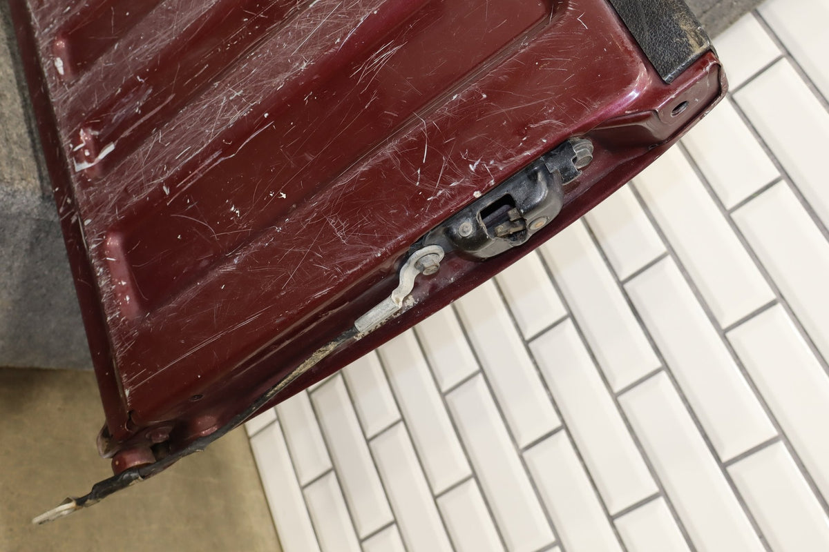 99-07 Chevrolet Silverado Tailgate Dark Carmine Red 51
