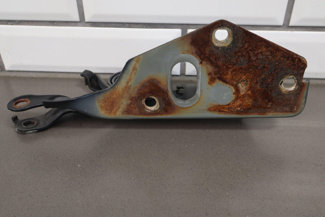 99 - 07 Chevy GMC GMT800 OEM Hood Hinges Dark Gray Metallic 62U Pair Left/Right