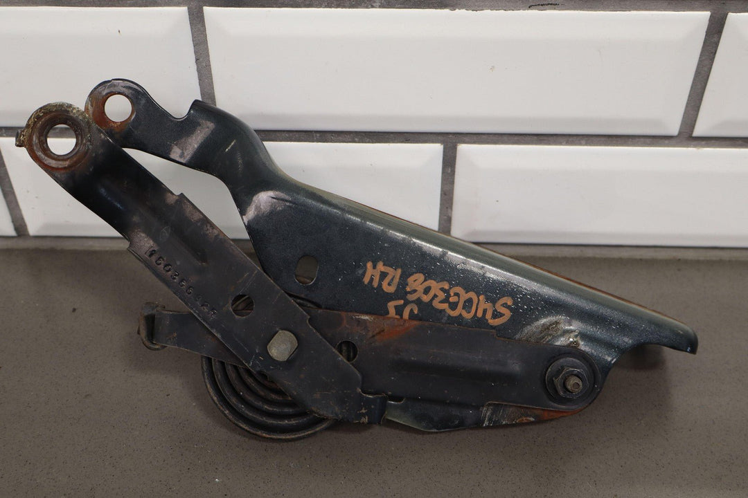 99 - 07 Chevy GMC GMT800 OEM Hood Hinges Dark Gray Metallic 62U Pair Left/Right