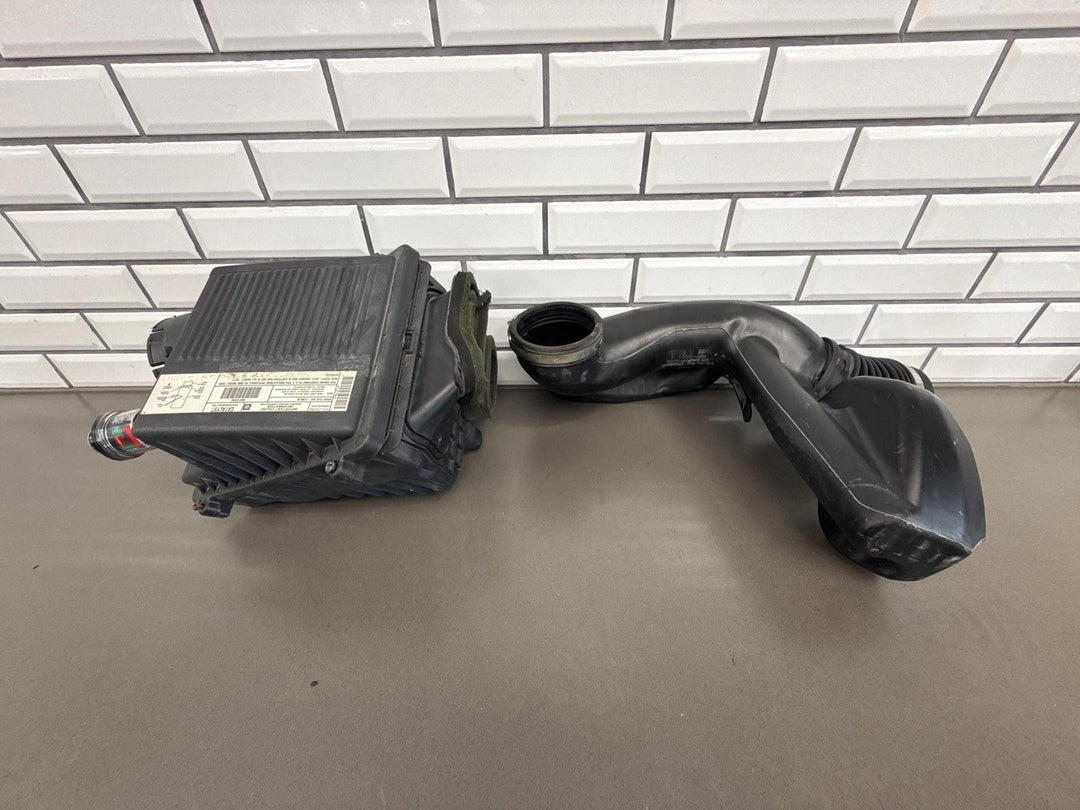 99 - 07 Chevy GMC GMT800 Truck SUV High Capacity Air Cleaner K47 OEM