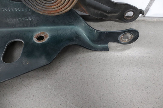 99 - 07 Chevy GMC Silveardo Sierra GMT800 OEM Hood Hinges Pair Left/Right Green