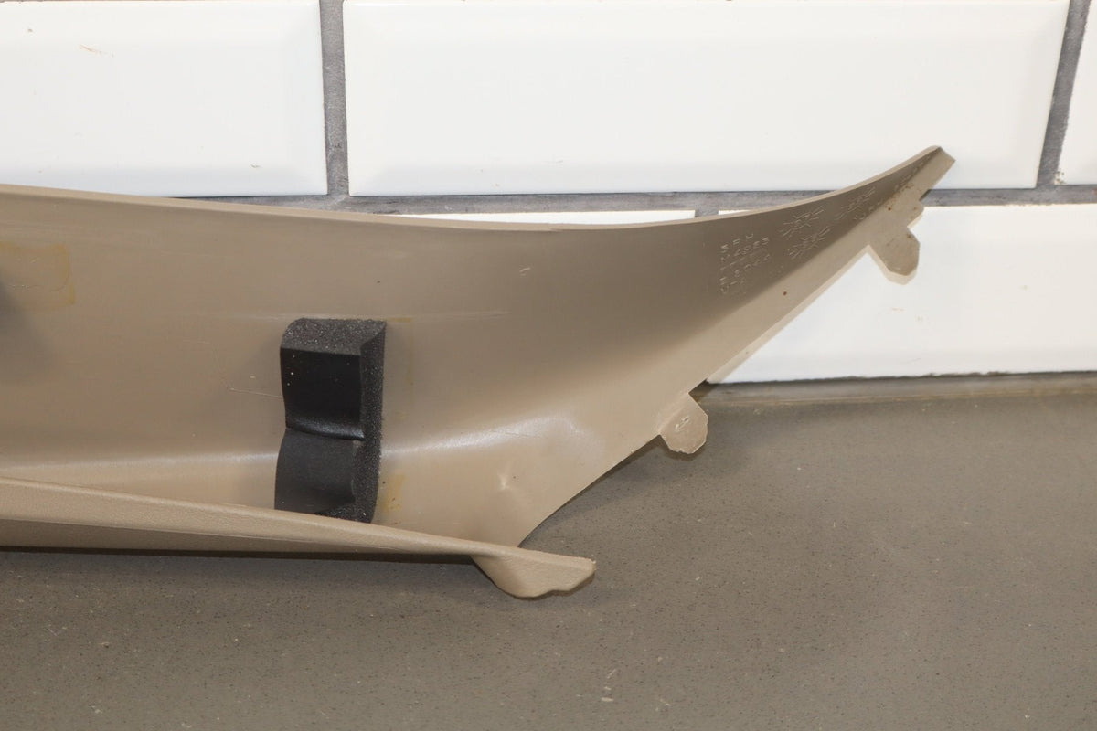 99-07 Chevy GMC Silverado Sierra SUV GMT800 A Pillar Trims