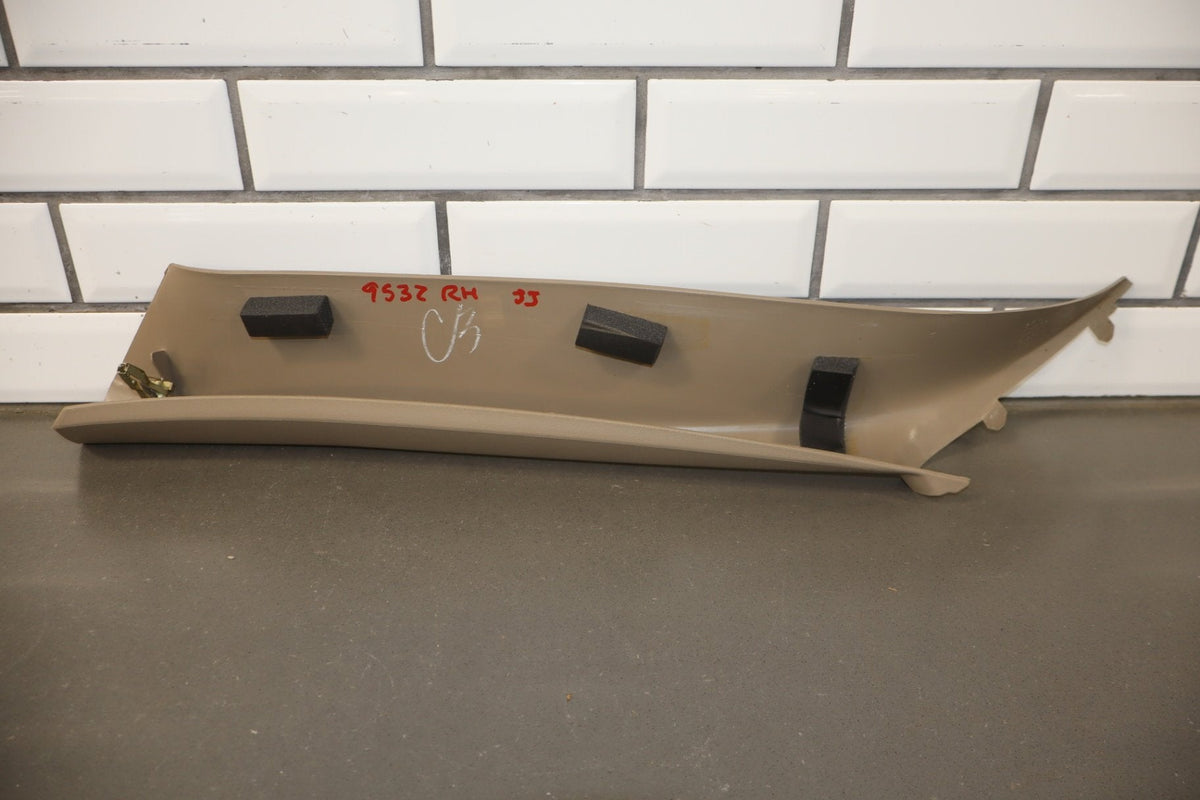 99-07 Chevy GMC Silverado Sierra SUV GMT800 A Pillar Trims