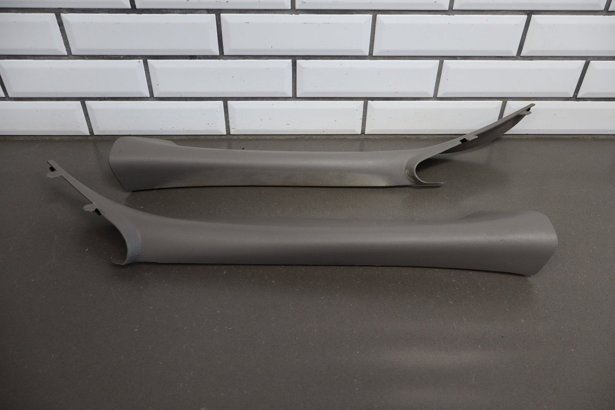 99-07 Chevy GMC Silverado Sierra SUV GMT800 A Pillar Trims Medium Gray