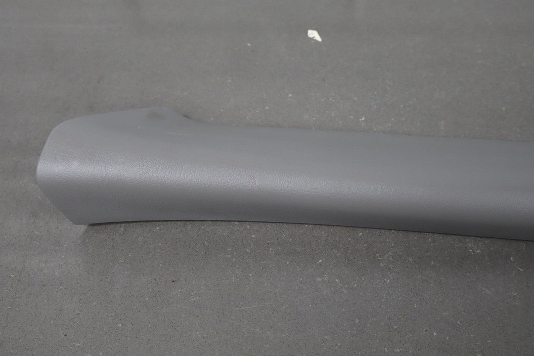 99 - 07 Chevy GMC Silverado Sierra SUV GMT800 A Pillar Trims Medium Gray