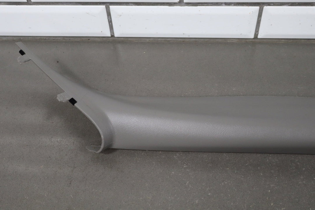 99 - 07 Chevy GMC Silverado Sierra SUV GMT800 A Pillar Trims Medium Gray