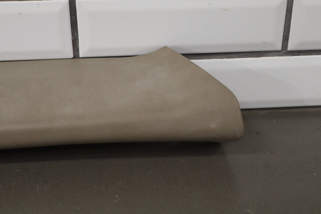 99 - 07 Chevy GMC Silverado Sierra SUV GMT800 A Pillar Trims Tan