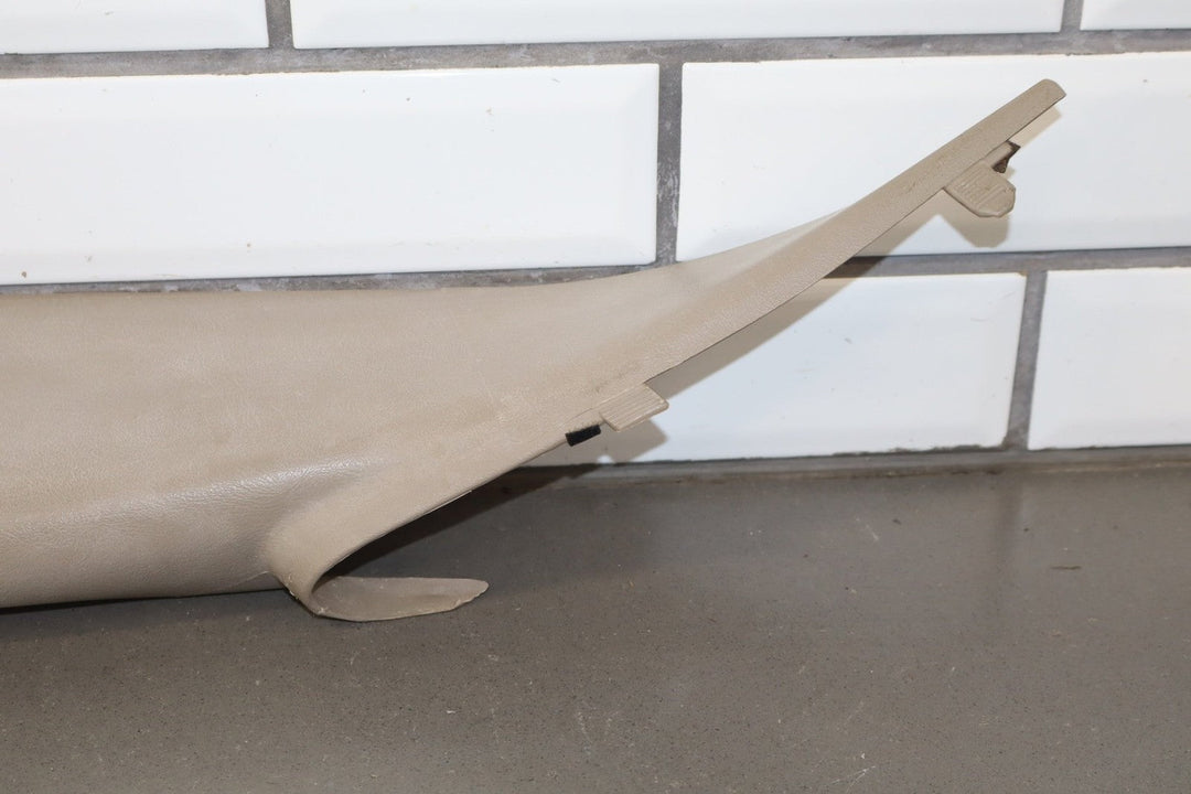 99 - 07 Chevy GMC Silverado Sierra SUV GMT800 A Pillar Trims Tan