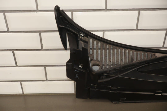 99 - 07 Chevy GMC Truck SUV GMT800 Cowl Vent Panel Assembly OEM