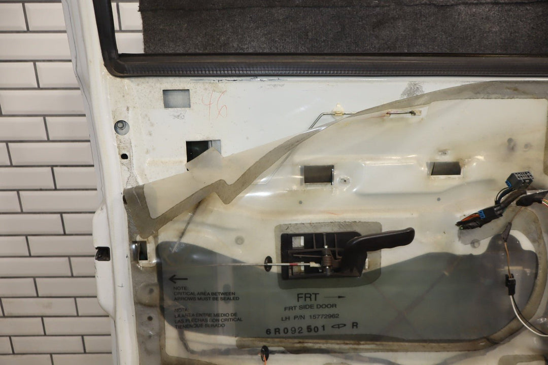 99 - 07 Chevy GMC Truck SUV GMT800 Driver Left Front Door Summit White 50U