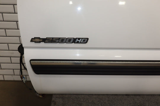 99 - 07 Chevy GMC Truck SUV GMT800 Driver Left Front Door Summit White 50U