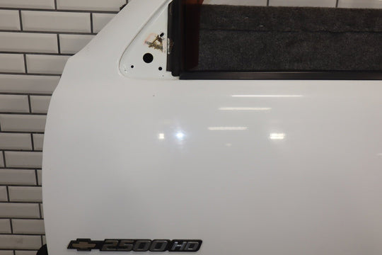 99 - 07 Chevy GMC Truck SUV GMT800 Driver Left Front Door Summit White 50U