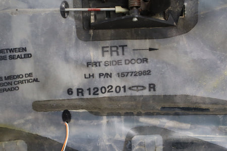 99-07 Chevy GMC Truck SUV GMT800 Left Front Door