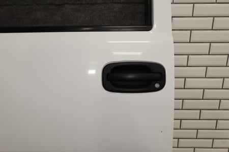 99-07 Chevy GMC Truck SUV GMT800 Left Front Door