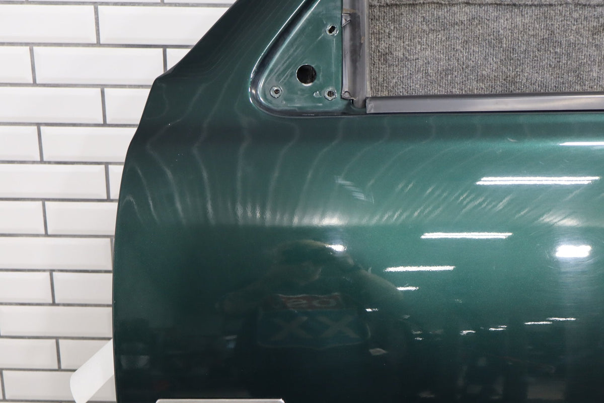 99-07 Chevy GMC Truck SUV GMT800 Left Front Door