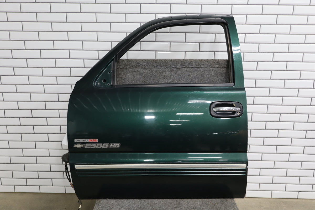 99-07 Chevy GMC Truck SUV GMT800 Left Front Door