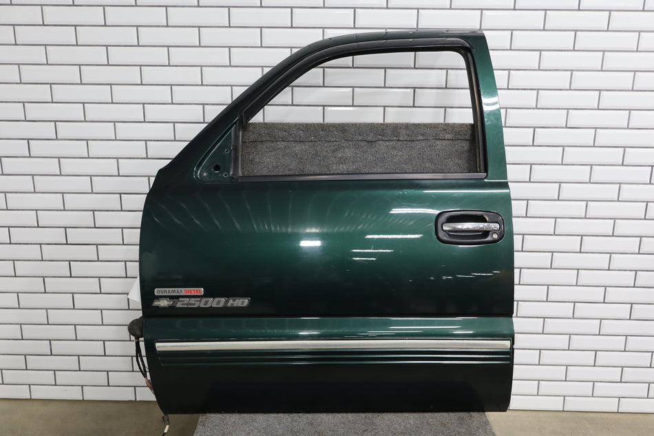 99-07 Chevy GMC Truck SUV GMT800 Left Front Door