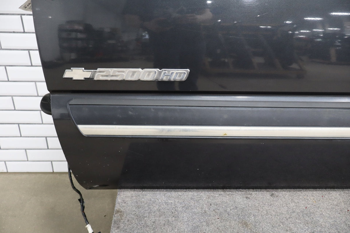 99-07 Chevy GMC Truck SUV GMT800 Left Front Door Black 41U