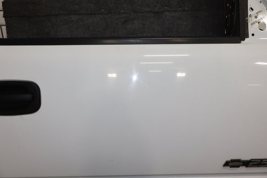 99 - 07 Chevy GMC Truck SUV GMT800 Passenger Right Front Door Summit White 50U